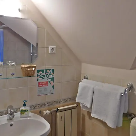 Berki Vendeglo Es Hotel