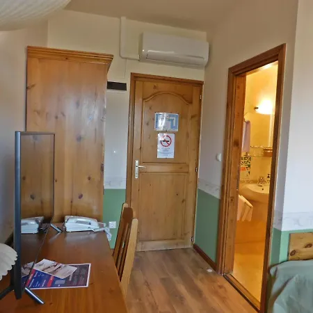 Berki Vendeglo Es 3* Körmend