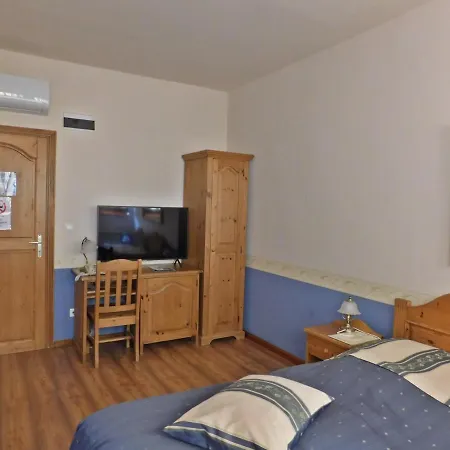Berki Vendeglo Es Hotel