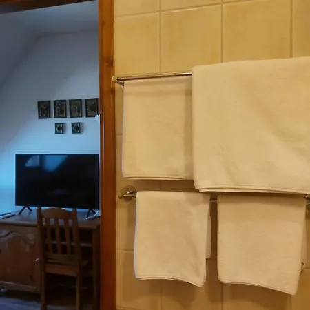 Hotel Berki Vendeglo Es 3*