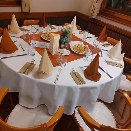 Berki Vendeglo Es Hotel 3*