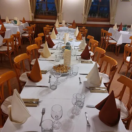 Hotel Berki Vendeglo Es Körmend