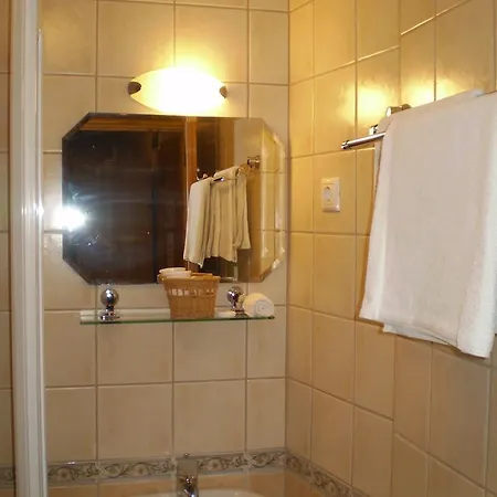 Berki Vendéglő és Hotel 3*