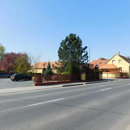 Berki Vendeglo Es 3*