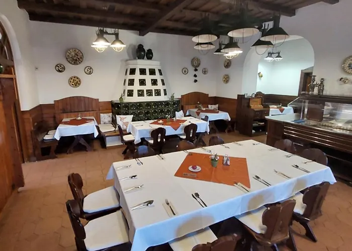 Berki Vendeglo Es Hotel